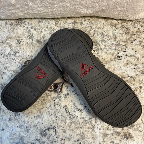 vionic pacific ellie wedge